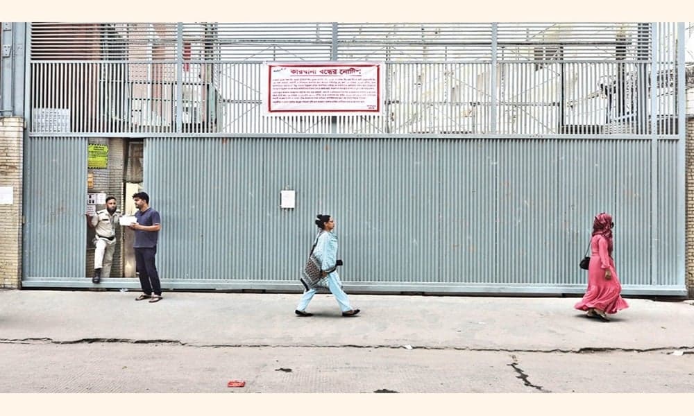 Garment factories to shut from Sunday if unrest persists: Owners
