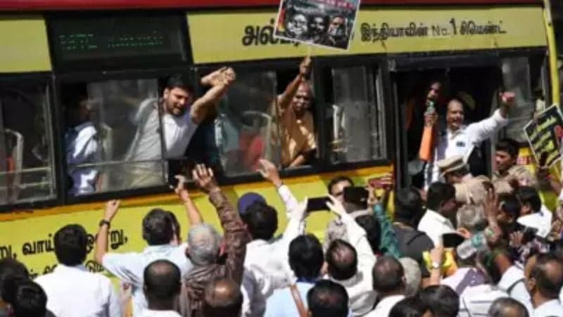 500 held in Chennai during protest for safety of Hindus in Bangladesh