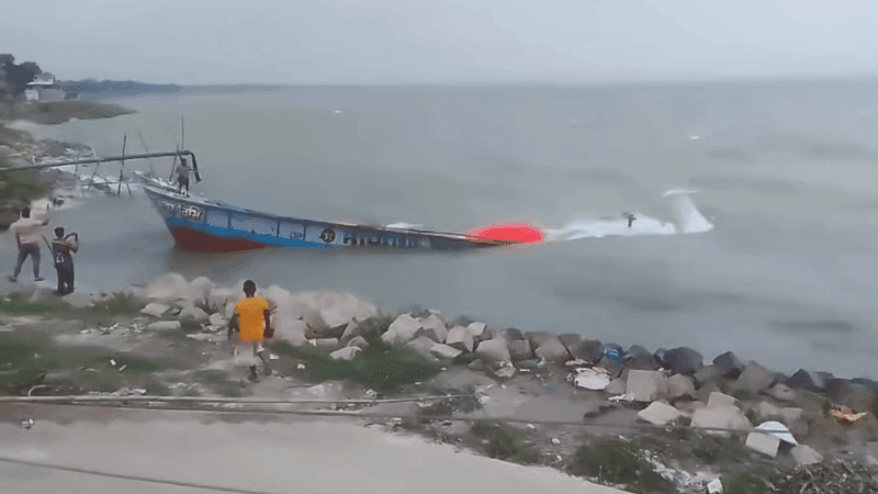 3 cement-laden trawlers sink in Padma due to storm