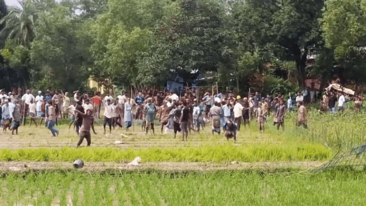 2 killed in clashes over graveyard road dispute in Habiganj
