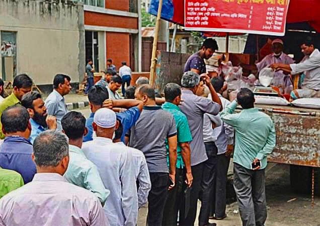 টিসিবি’র পণ্য মধ্যবিত্তরাও পাবেন: বাণিজ্য প্রতিমন্ত্রী