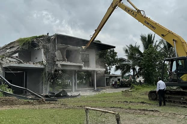 Nasrul Hamid Bipu’s illegal bungalow demolished