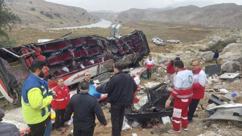 Road crash in western Iran leaves 9 dead, 14 injured