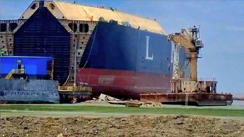 9 workers dead in ship tank gas leak: All operations of Ferdous Steel suspended