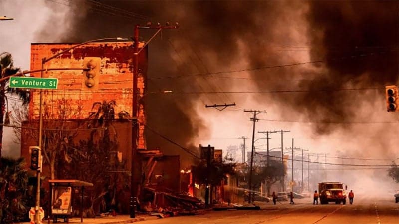 New LA-area fire prompts more evacuations
