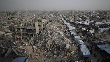 Gaza death toll climbs to 55,627 amid continued Israeli assaults