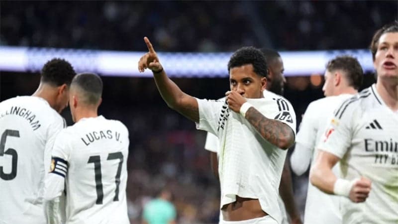 Real Madrid back on top with goal fest
