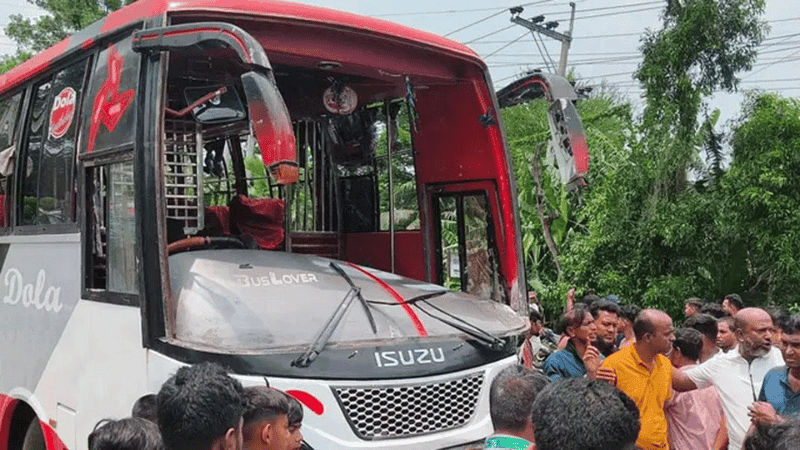 5 killed in motorcycle-bus collision in Gopalganj