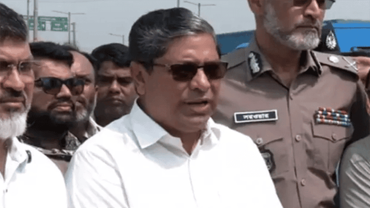 Strict action against extortion at cattle markets: State Minister