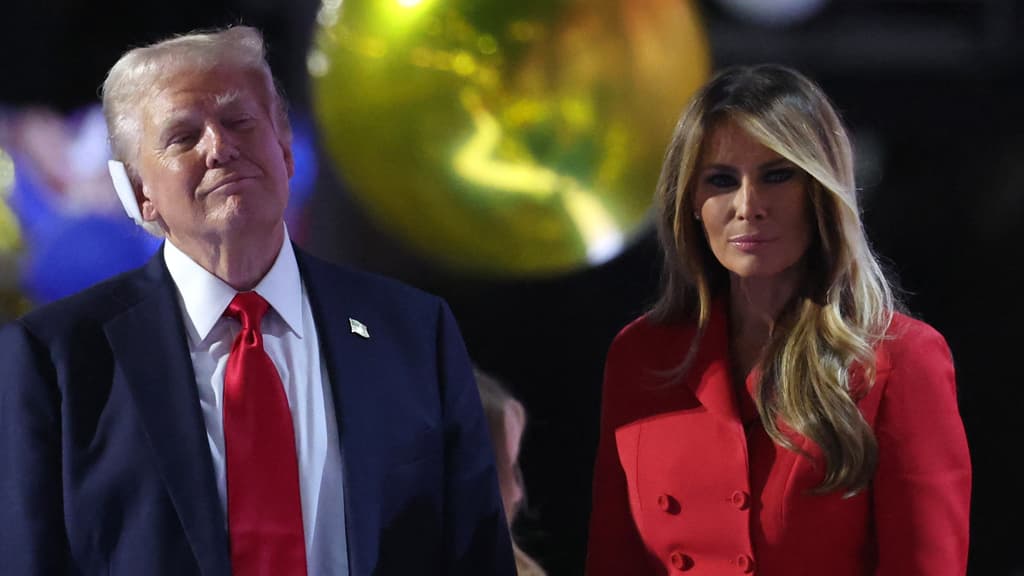 Trump, Melania extend Eid greetings to Muslims across US