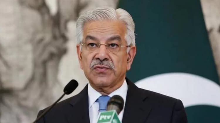 Pakistan defence minister warns of 'war' against India