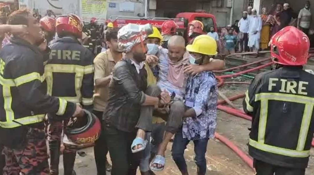 Fire breaks out at Gazipur garment factory, 70 rescued