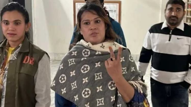 Jashore Mohila League leader Mahua  arrested again