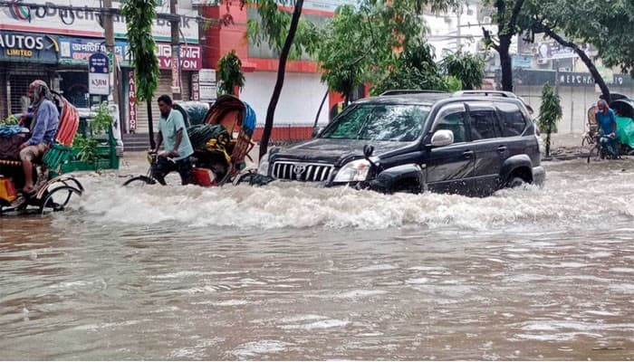 Heavy rain likely to cause waterlogging in 3 metropolises