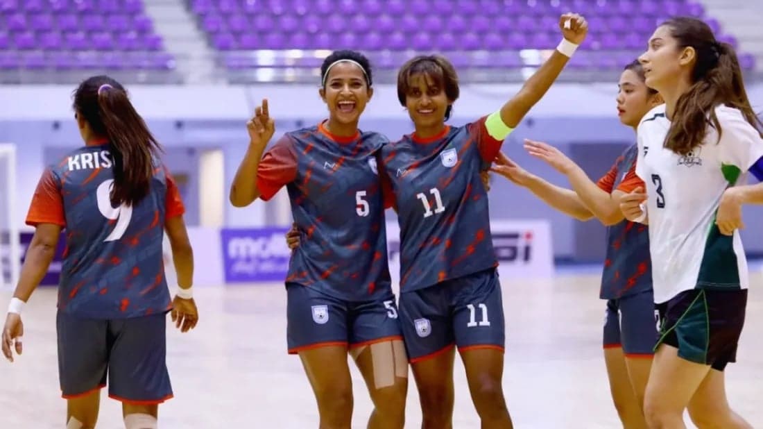 Bangladesh make history with emphatic win over Maldives in SAFF women’s futsal