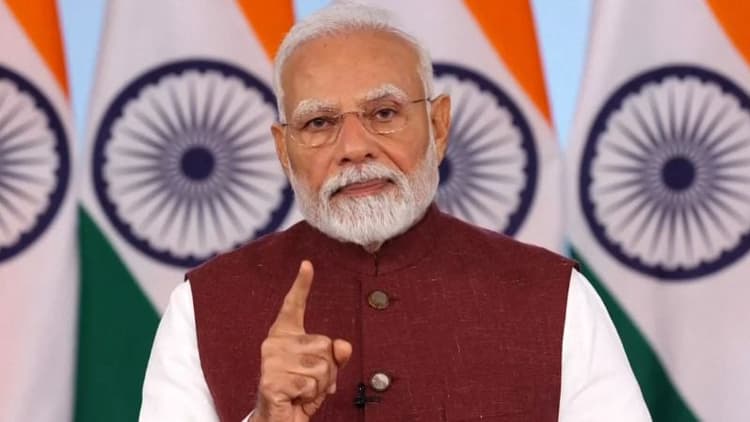 Modi calls for Mamata’s removal from West Bengal