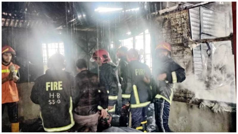 9 fire service units engaged in controlling Chawkbazar shoe factory fire