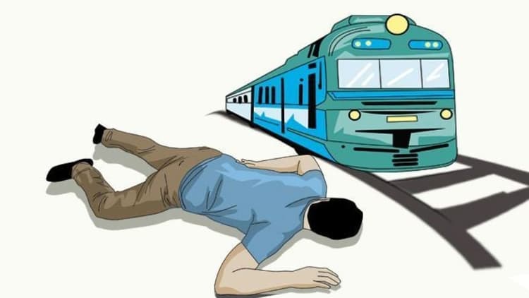 Man dies after being hit by train in Karwan Bazar