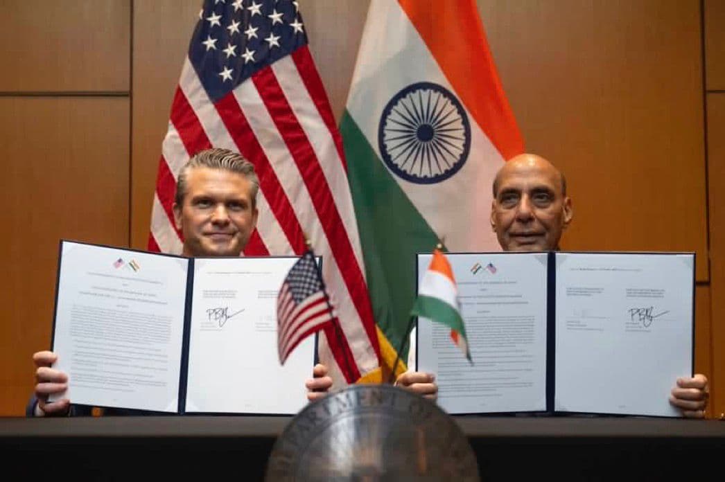 US-India sign 10-year defence pact
