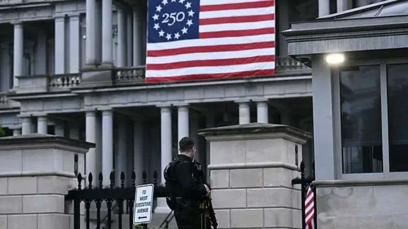 Gunfire near White House leaves one dead, one injured