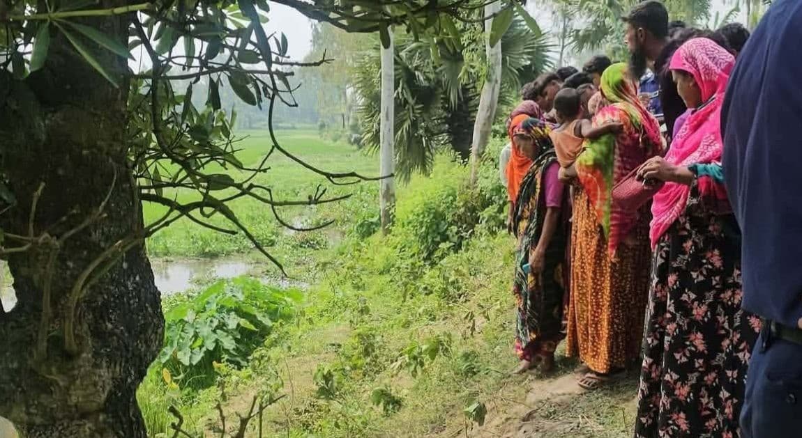Teenage auto-rickshaw driver found dead in Bogura pond, police search for vehicle