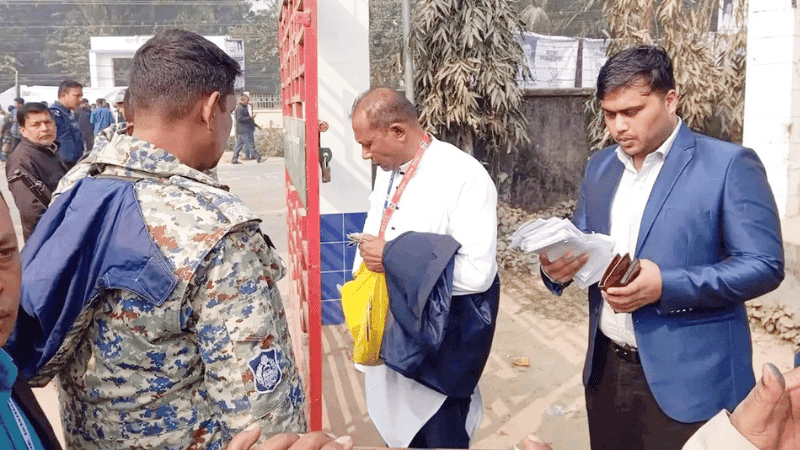 Jubo Shakti leader arrested with fake ballots in Panchagarh