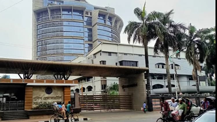 ‘Crossfire’ in metaphorical sense, remark on journalists was inadvertent: Police Headquarters