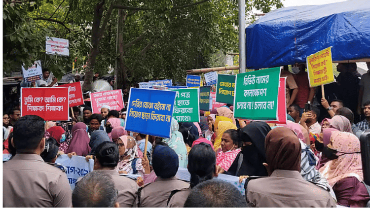 Teachers’ delegation meets education minister for talks