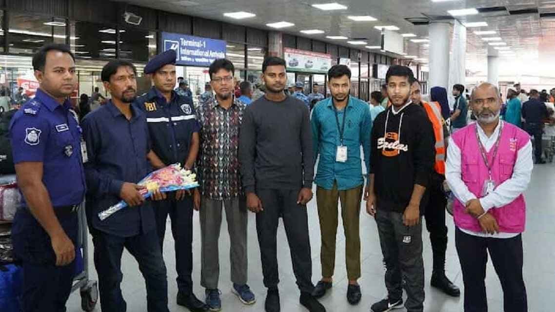 3 Bangladeshis return home after escaping human trafficking ring in Libya