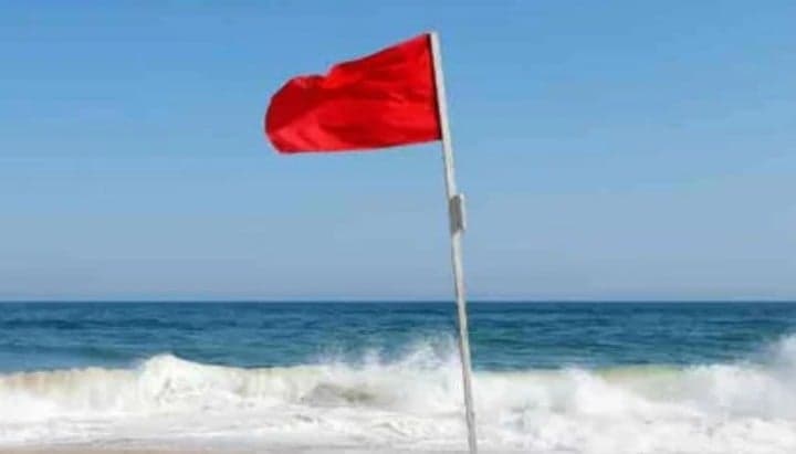 Signal No. 3 issued for sea ports, Signal No. 1 for river ports