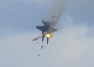 Two US Navy fighter jets crash after mid-air collision during air show