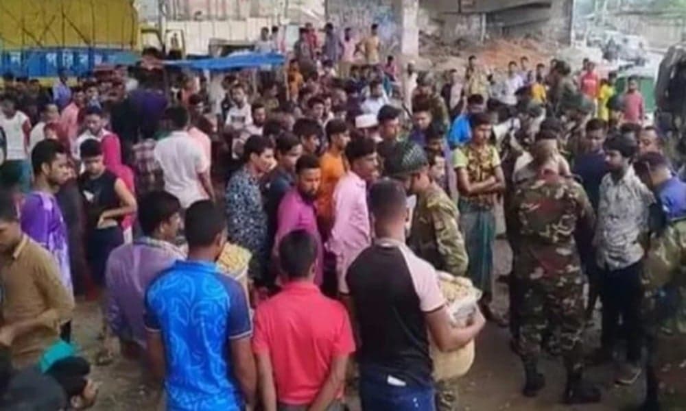 60 garment factories shut in Ashulia amid lingering protest