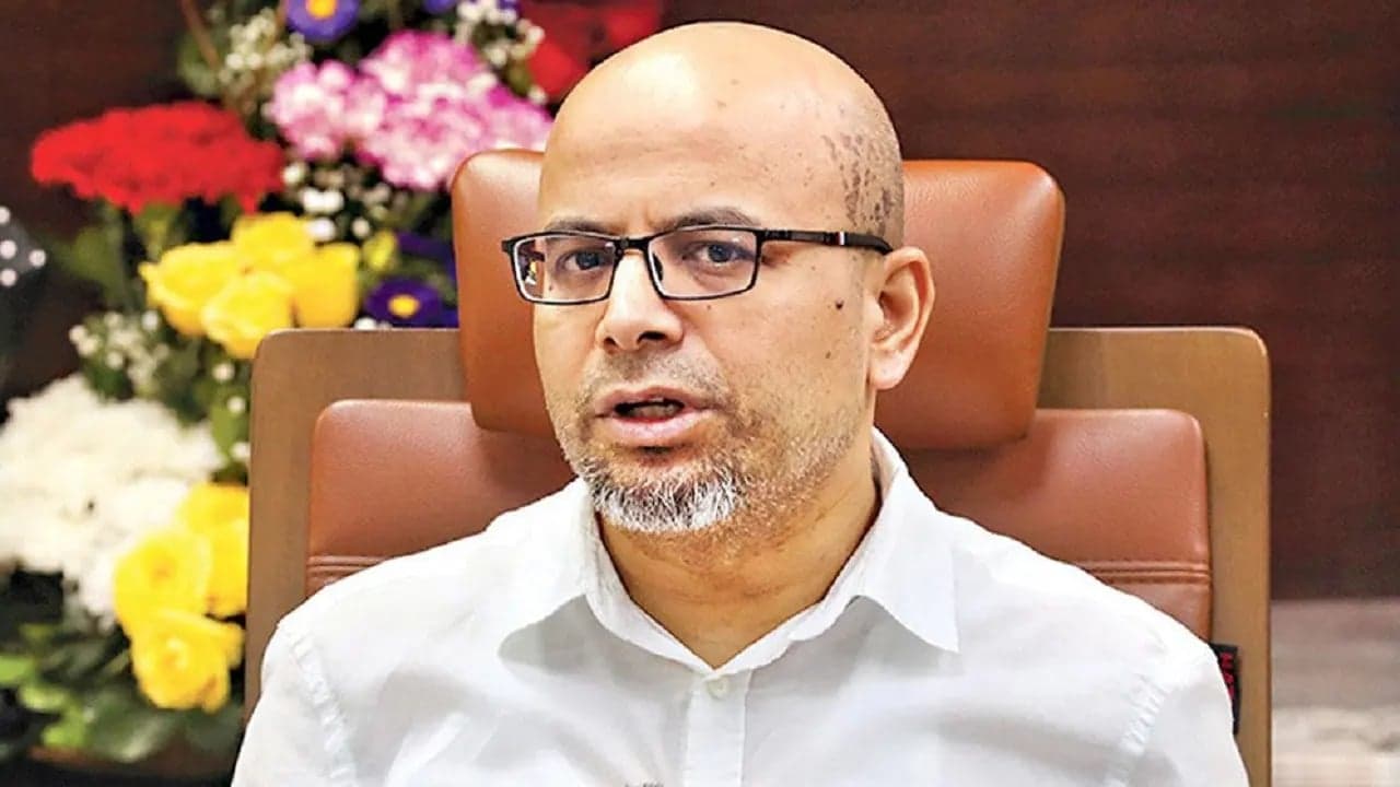 Faiz Ahmad Taiyeb leaves country