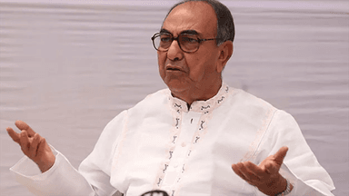 Mirza Abbas visits DMCH to check on injured Osman Hadi