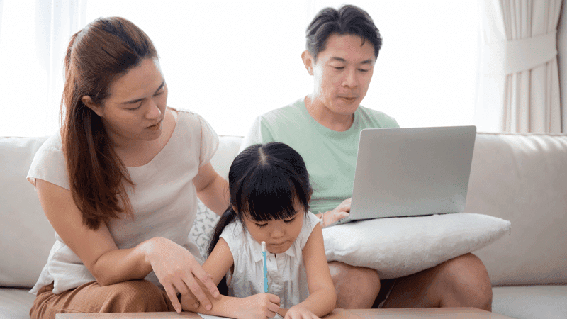 Male CEOs with daughters more likely to hire women: Study