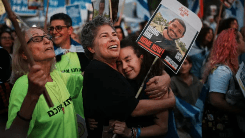 Hamas and Israel begin prisoner exchange; 7 hostages released