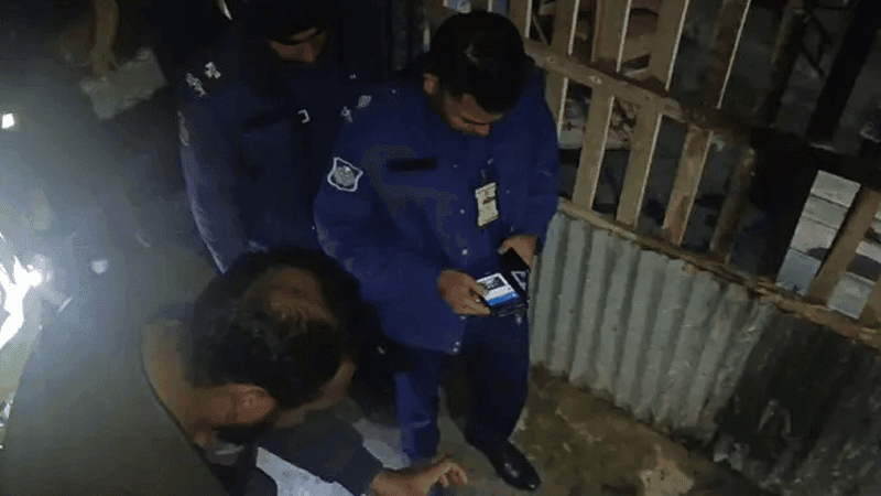 Arson attempted at polling centre in Patuakhali