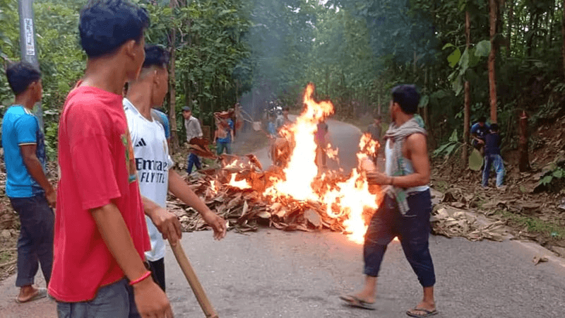 Blockade reimposed in Khagrachari after temporary suspension