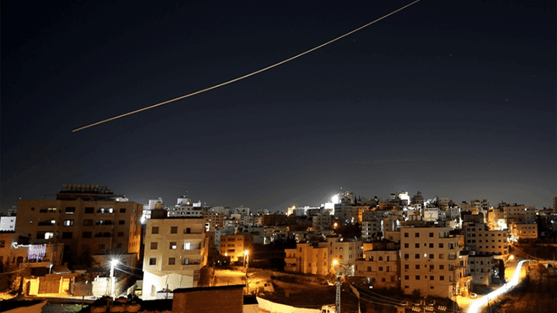 Iran threatens attacks on US and Israeli banks in Middle East