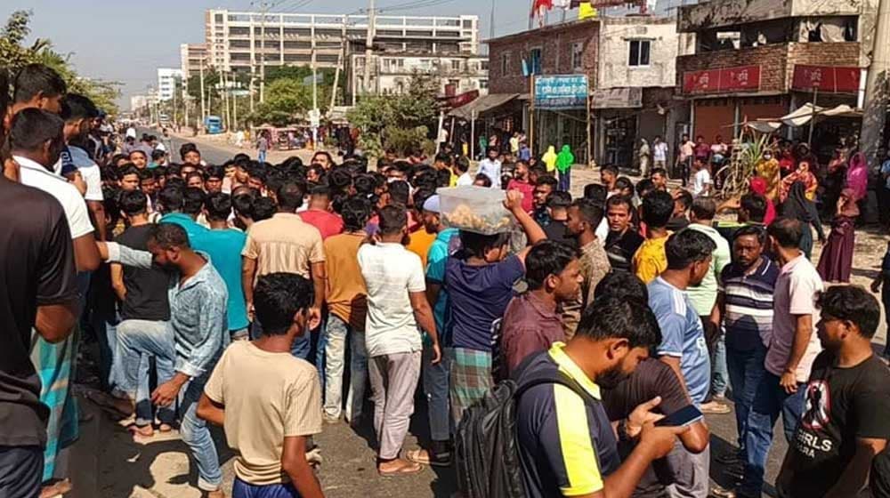 RMG workers in Gazipur block highway for arrears