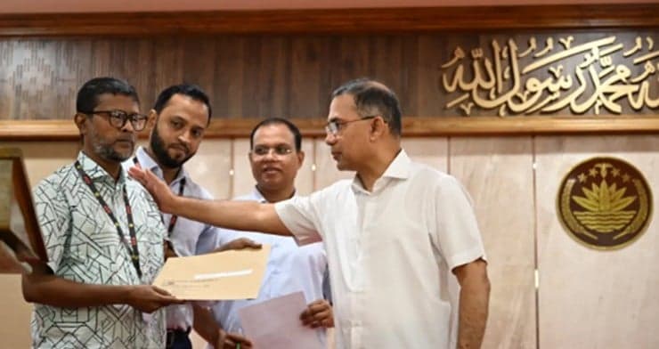 74 families of disappeared, slain and July uprising victims get jobs