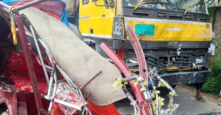 Two killed, six injured in Gaibandha road accident