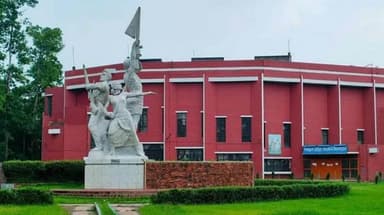 BAU employees to lose allowance if uniform not worn