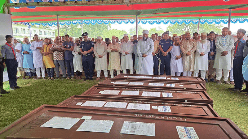 Funeral held for seven Naogaon workers killed in Saudi factory fire