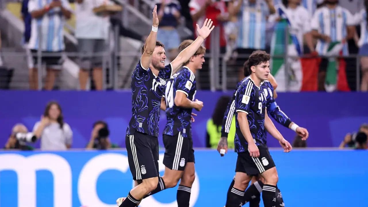 Lautaro converts from the spot as Argentina extend lead over Jordan
