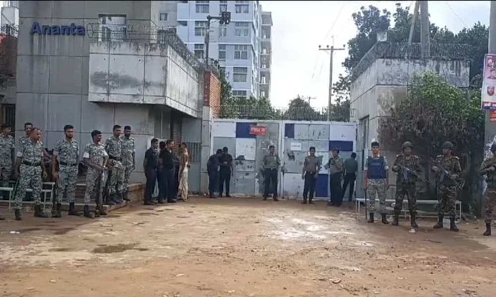 79 factories announce closure amid workers protests