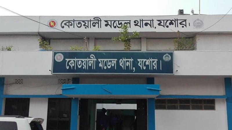 Foster son accused of killing mother in Jashore