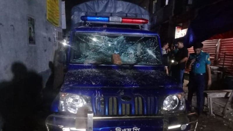 9 arrested over attack on police in Adabor