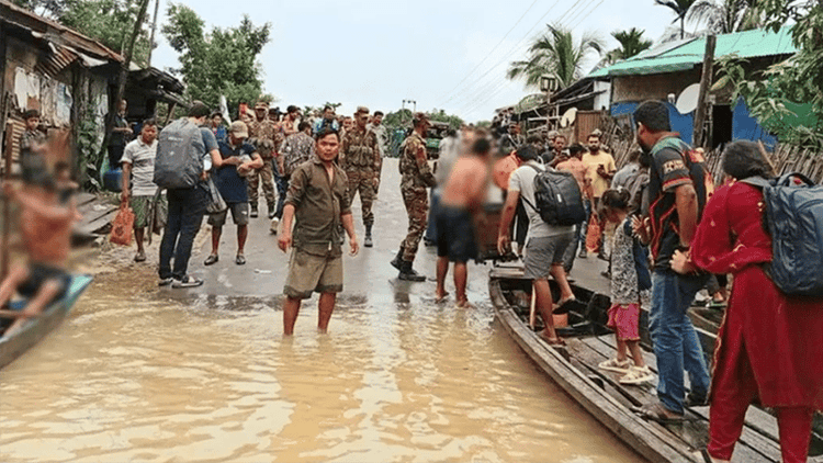 Army rescues 150 stranded tourists from Sajek, over 400 still marooned