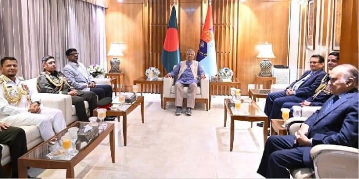 CA meets chiefs of three forces